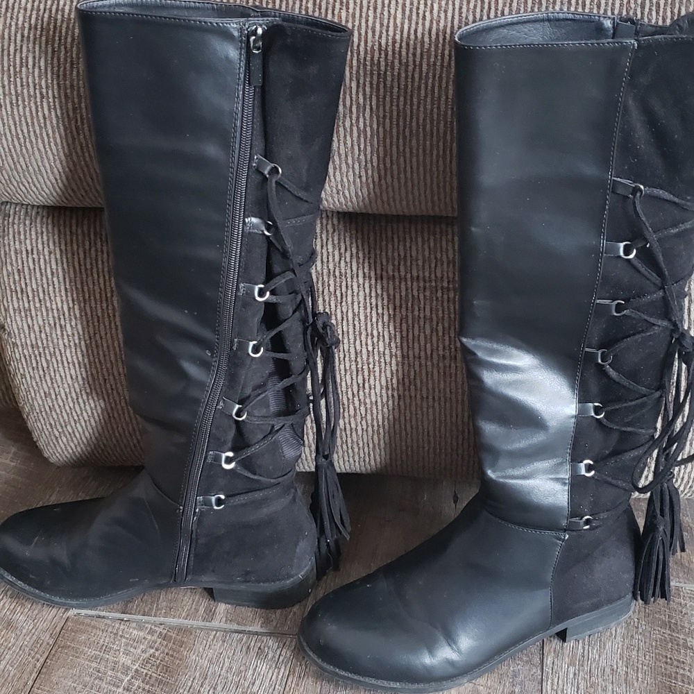 Tall black boots